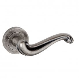 Old English Colchester Lever on Round Rose - Distressed Silver