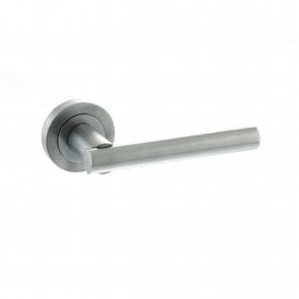 Status Nebraska Lever on Round Rose - Satin Chrome