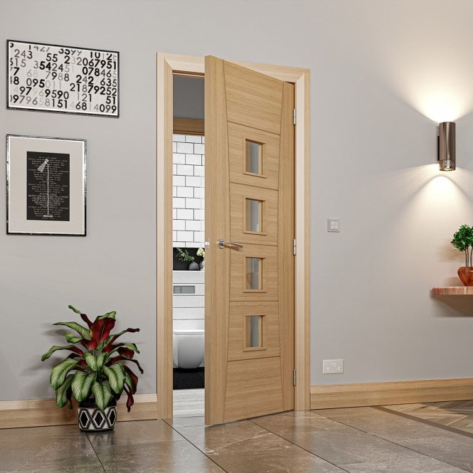 Deanta Pamplona Pre-Finished Internal Oak Door with Clear Bevelled Glass