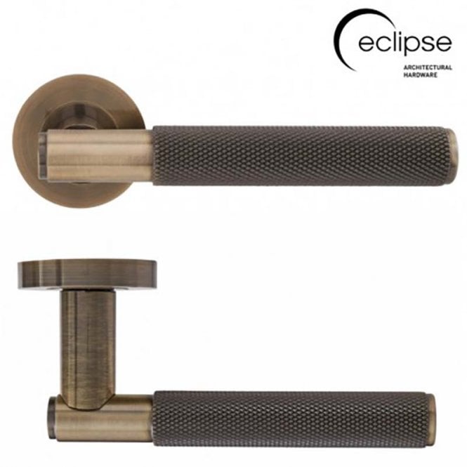 GW Leader Knurled Lever on Round Rose Lever Door Handle - Antique Bronze