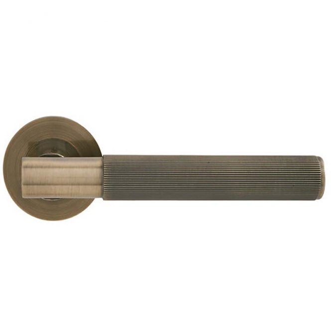 GW Leader Linear Lever on Round Rose Lever Door Handle - Antique Bronze