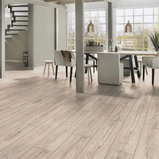Krono Original Atlantic 10 Mushroom Carpenter Oak 10mm Moisture Resistant Laminate Flooring (K479)