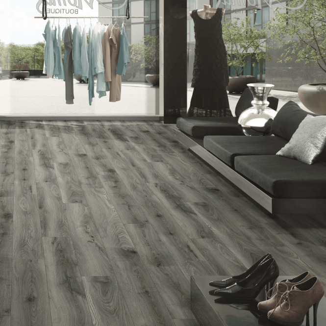 Krono Original Eurohome Tomahawk Oak 12mm Laminate Flooring (K375)