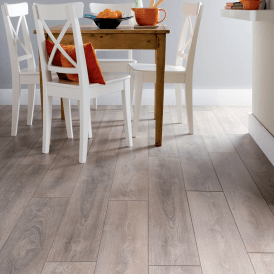 Supernatural Classic 8mm Castle Oak Laminate Flooring (8631)